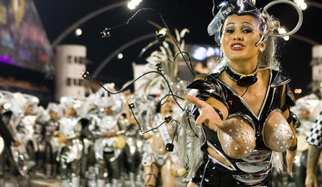 Livia Andrade OnlyFans Striptease