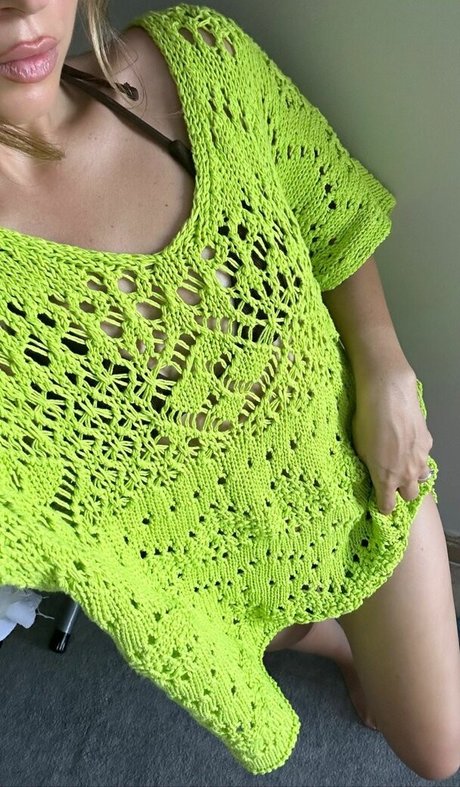 Jessy Hartel Oben ohne OnlyFans