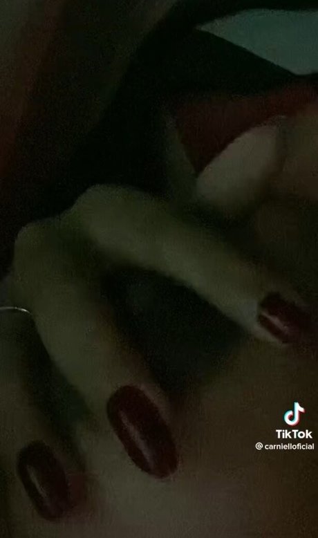 Carniello OnlyFans Model Bilder