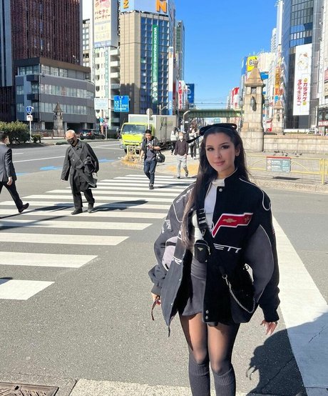 Sssniperwolf OnlyFans Sex