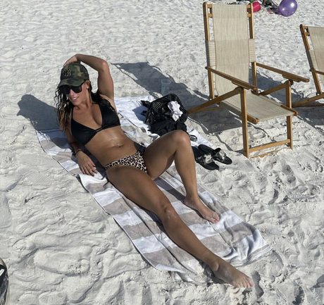 Jacy Jayne OnlyFans Striptease