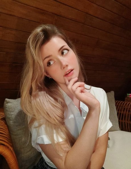 Anastasia Komori Nacktbilder OnlyFans Leak