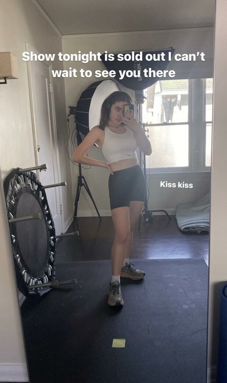 Rachel Anne Sennott Heiße OnlyFans Inhalte