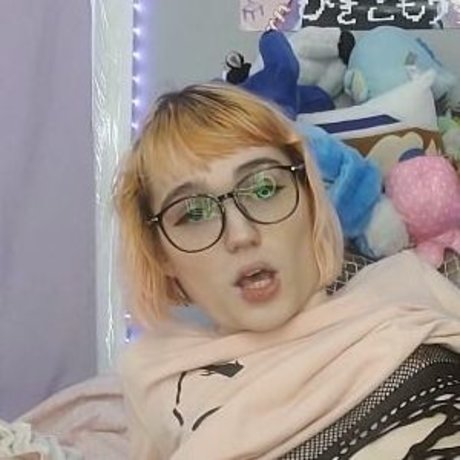 Claire Tennebrarum OnlyFans gratis