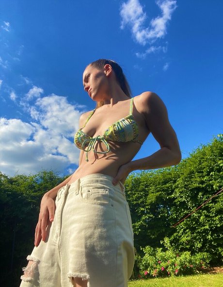 Frankie Lollia OnlyFans Nacktbilder geleakt