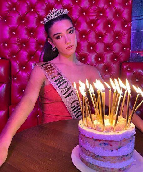 Charli D Amelio Nackt auf OnlyFans