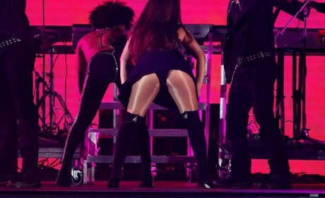 junge amateur-onlyfans heiß nackt Content