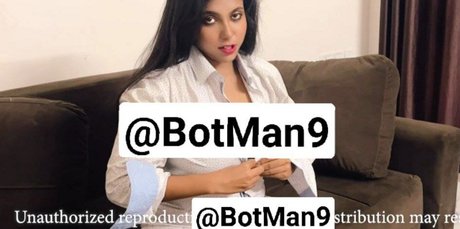 Naari Magazine OnlyFans geleakte Brüste