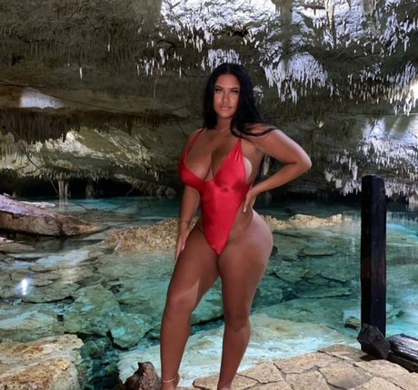 Viphanaaels OnlyFans Leaks