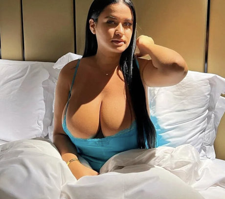 Viphanaaels Only ...