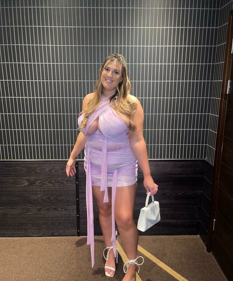 The Blue Dress Girl OnlyFans NSFW