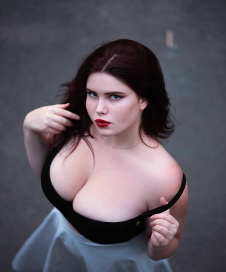 Anna Bernadina Heiße OnlyFans Inhalte