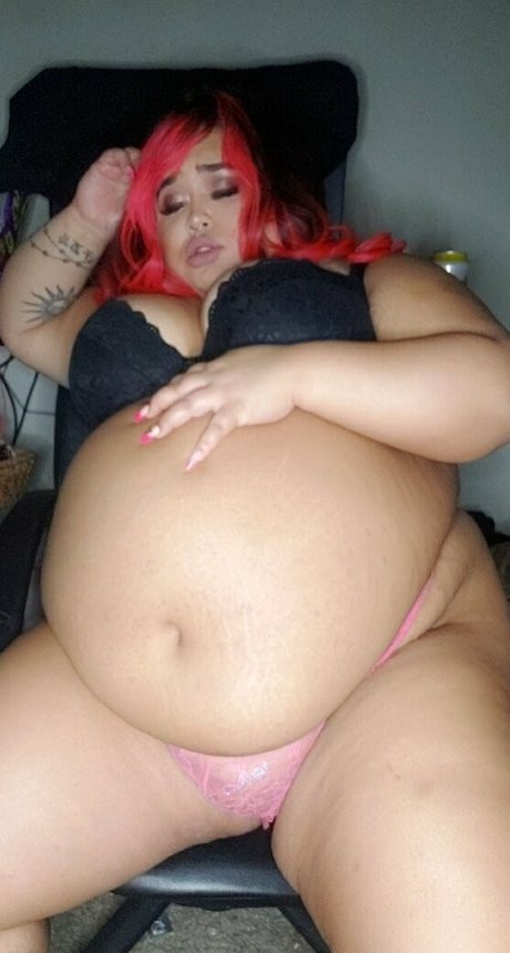 lunavale OnlyFans-Creator