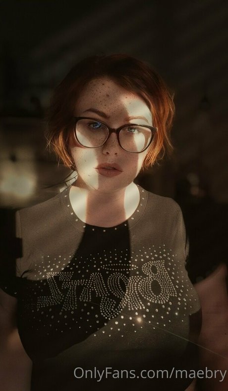 maebry OnlyFans NSFW