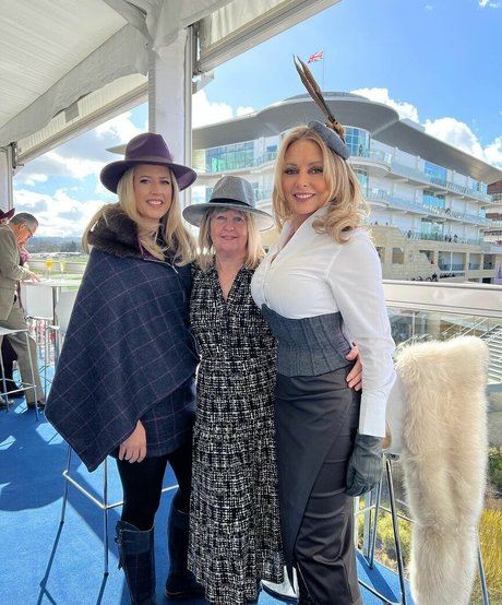 Carol Vorderman OnlyFans Archiv