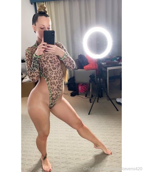 Jadastevens420 Nacktbilder auf OnlyFans