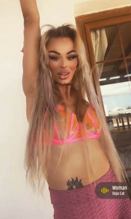 xbarbie malibux OnlyFans Leak