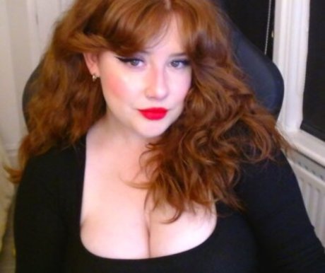 Gemothy OnlyFans nackte Brüste