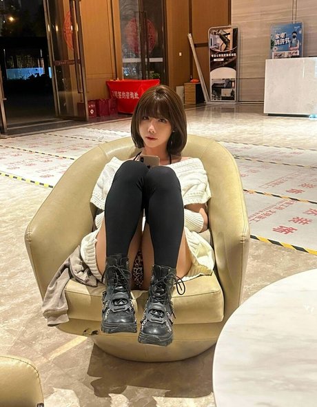 shiliuyelei OnlyFans Nacktbilder geleakt