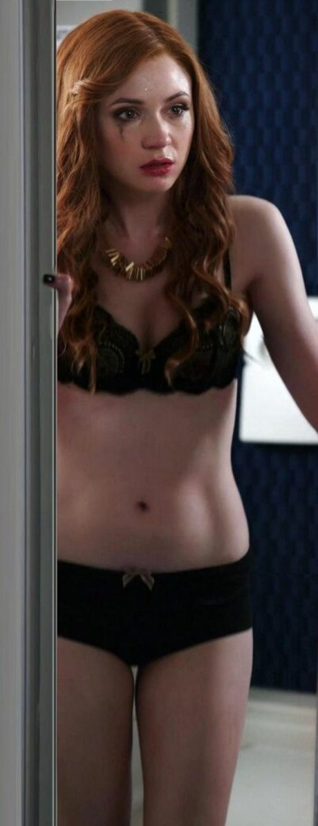 Karen Gillan Nacktbilder von OnlyFans