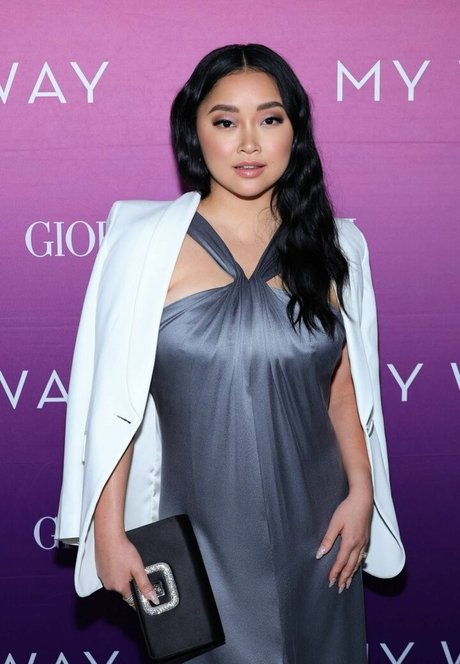 Lana Condor 