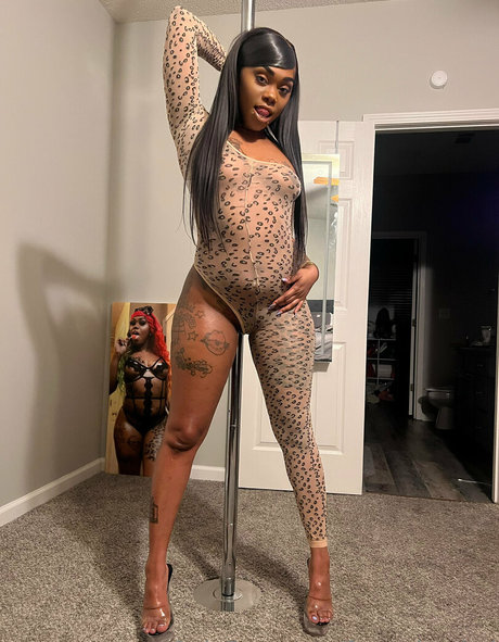 fmereloaded Nacktbilder von OnlyFans