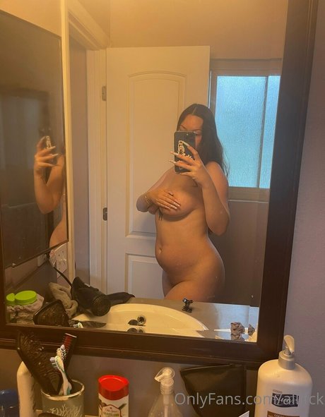 Allifck Leaks von Nacktbildern auf OnlyFans