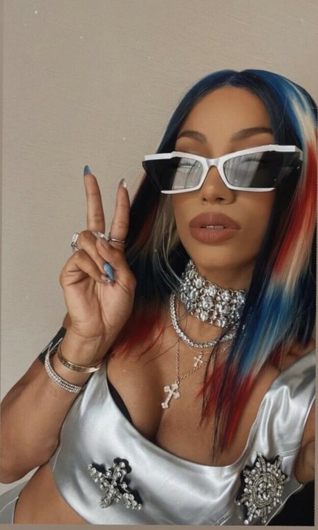 Sasha Banks Nacktbilder von OnlyFans geleakt