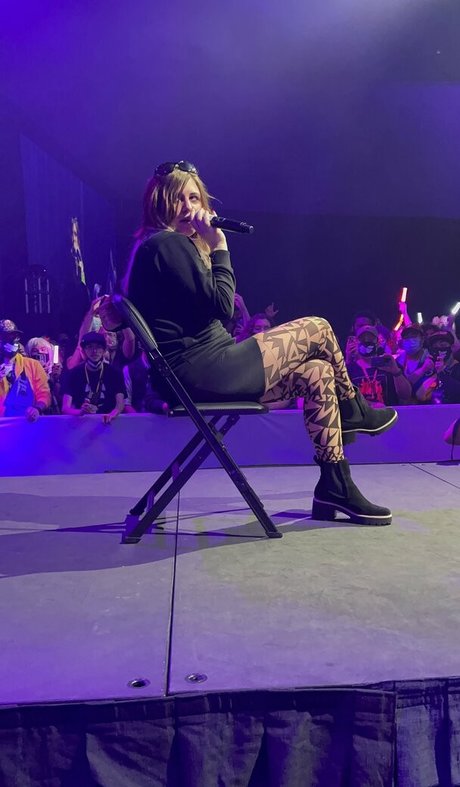 Demondice Karen OnlyFans Brüste Bild