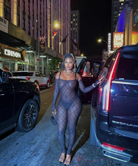 Kaliii Oben ohne OnlyFans