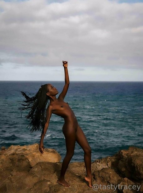 tastytracey18 OnlyFans-Leak