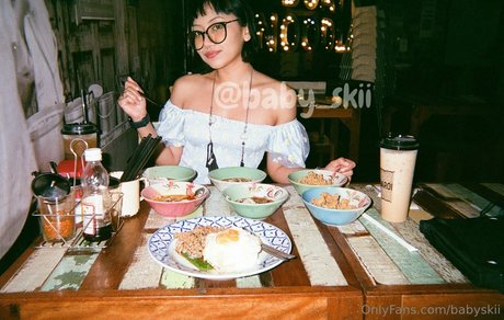 Baby skii OnlyFans Nacktbilder