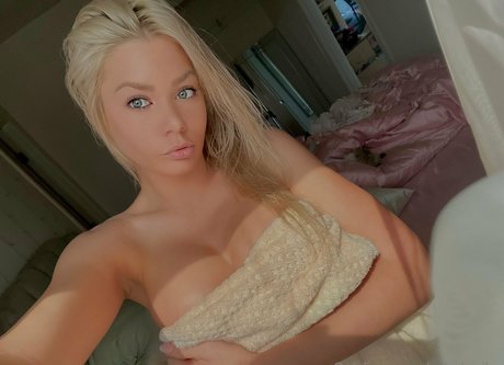 Riley Steele OnlyFans Nacktbilder