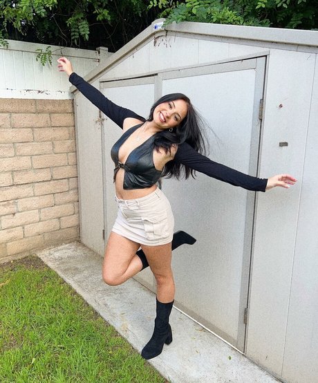 Stef Solari Joi OnlyFans