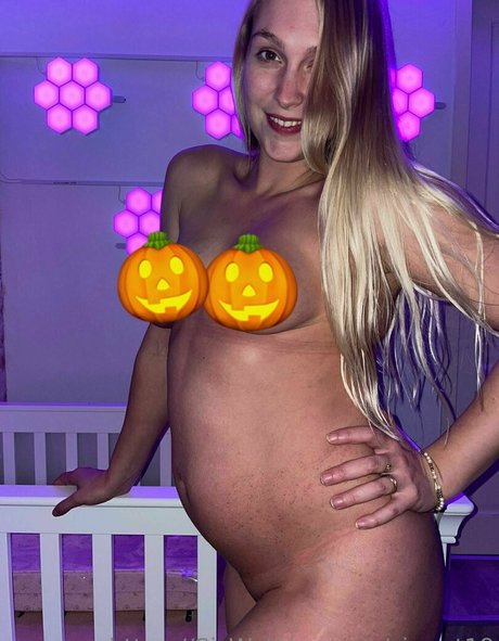 siswetlive OnlyFans Brüste Bild