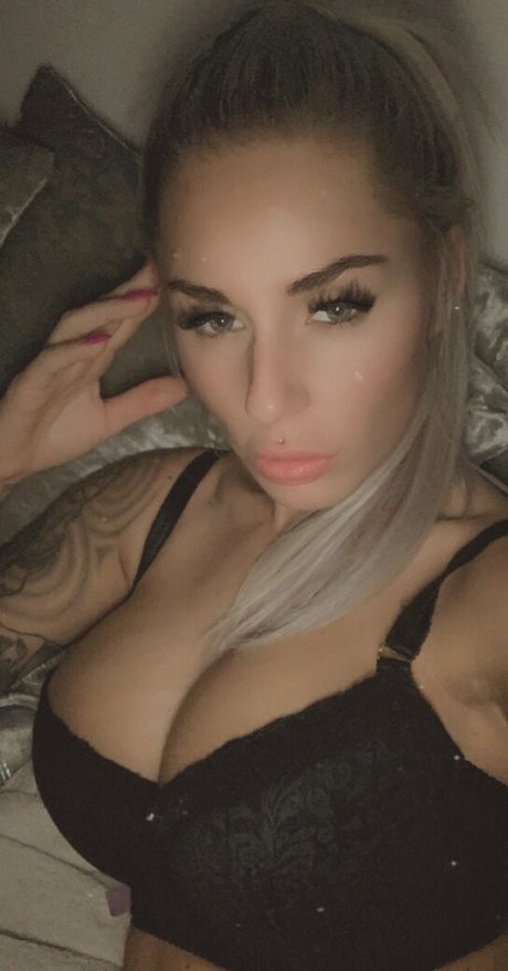 Hotwifey OnlyFans Gratis-Inhalte