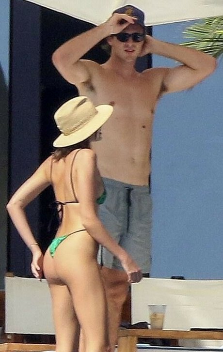 Kaia Gerber OnlyFans Model Fotos