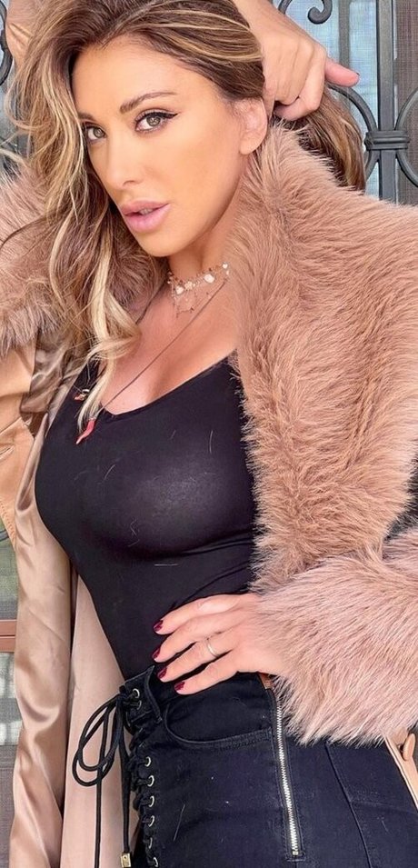 Sabrina Salerno Nacktbilder von OnlyFans geleakt