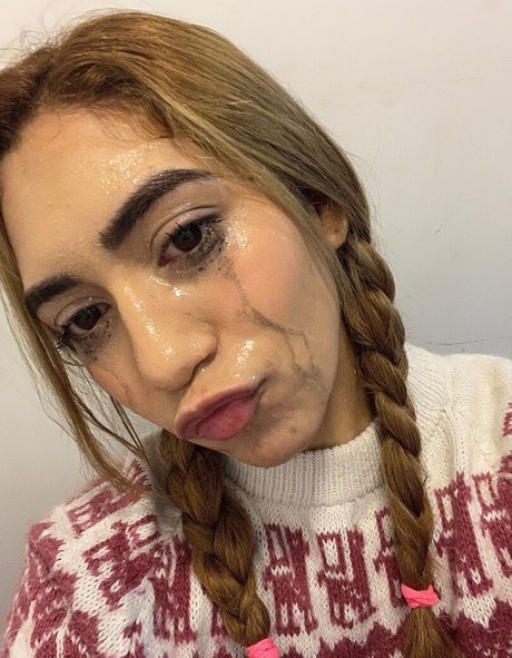 Artemis Carmona Sexy OnlyFans