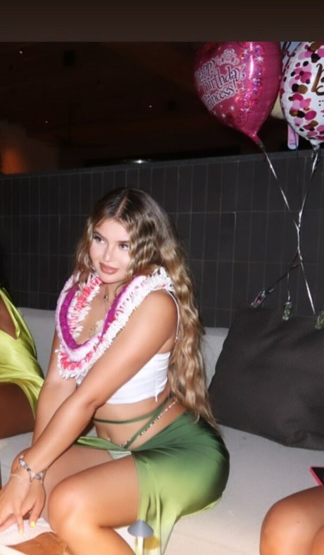 Sofia Jamora OnlyFans-Leaks