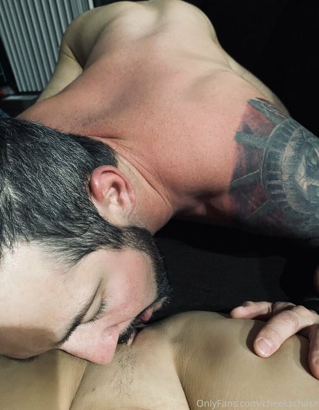 cheekschase1 OnlyFans Arsch Leak