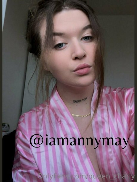 queen charly OnlyFans-Bilder