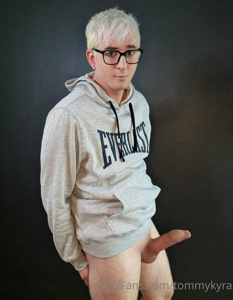 tommykyra OnlyFans XXX