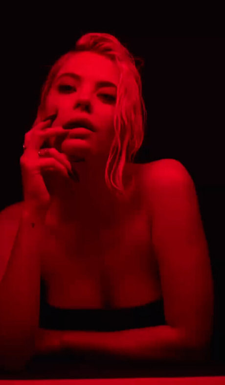 Ashley Benson OnlyFans-Bild