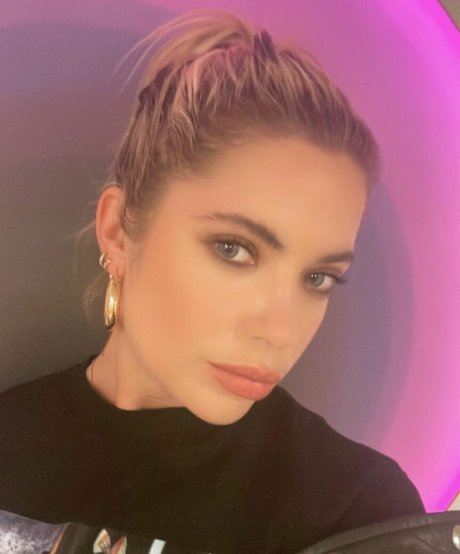 Ashley Benson Nacktbilder-Leaks von OnlyFans