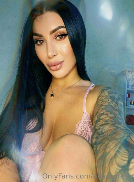 alina greys OnlyFans Nacktbilder geleakt