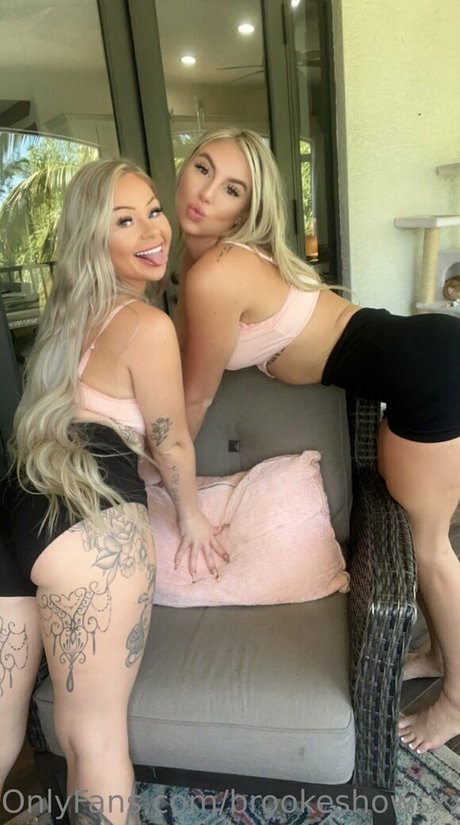 schwarze kurvige onlyfans Pornos Bild