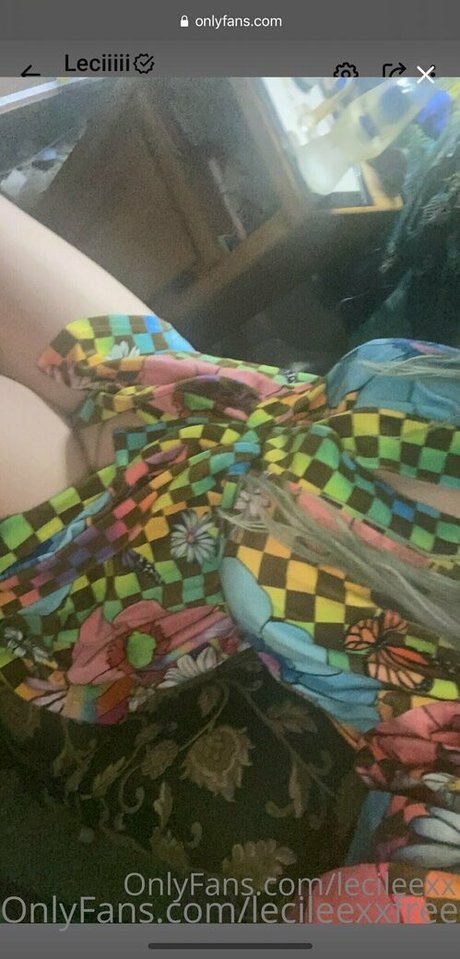 lecileexxfree OnlyFans Brüste Bild