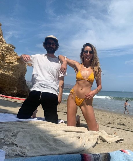 Chloe Bennet OnlyFans