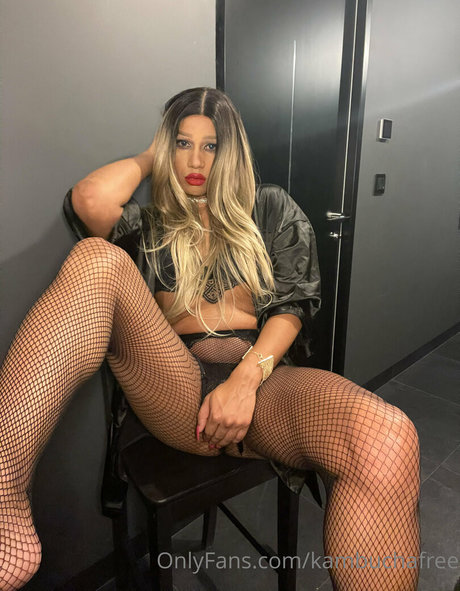 asiatische teen pussy onlyfans sexy nackt Aufnahme